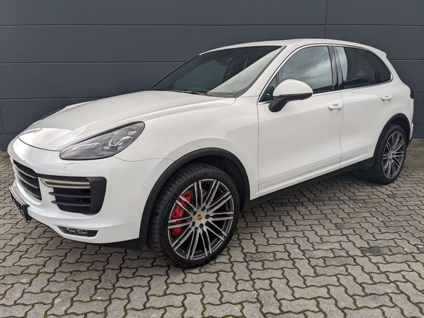 Porsche Cayenne Turbo - 2018 - Joinsteer - #1