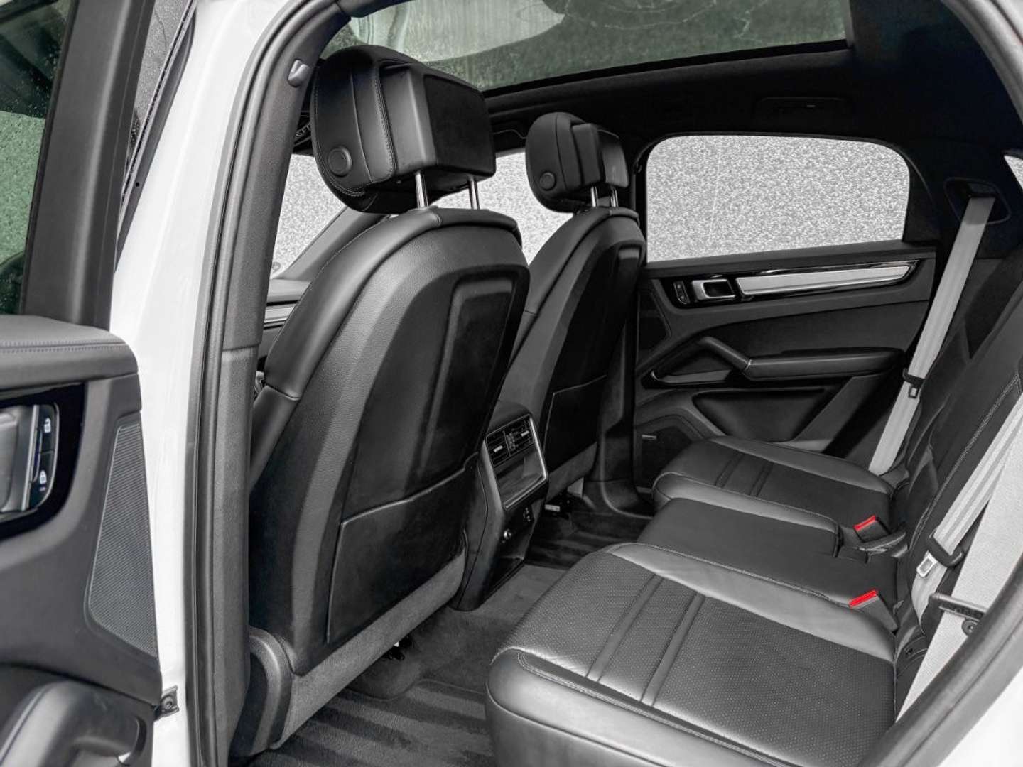 Porsche Cayenne Coupé Platinum Edition E-hybrid - 2023 - Joinsteer - #10