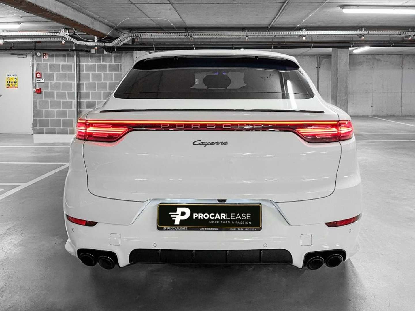 Porsche Cayenne Coupé Platinum Edition E-hybrid - 2023 - Joinsteer - #14