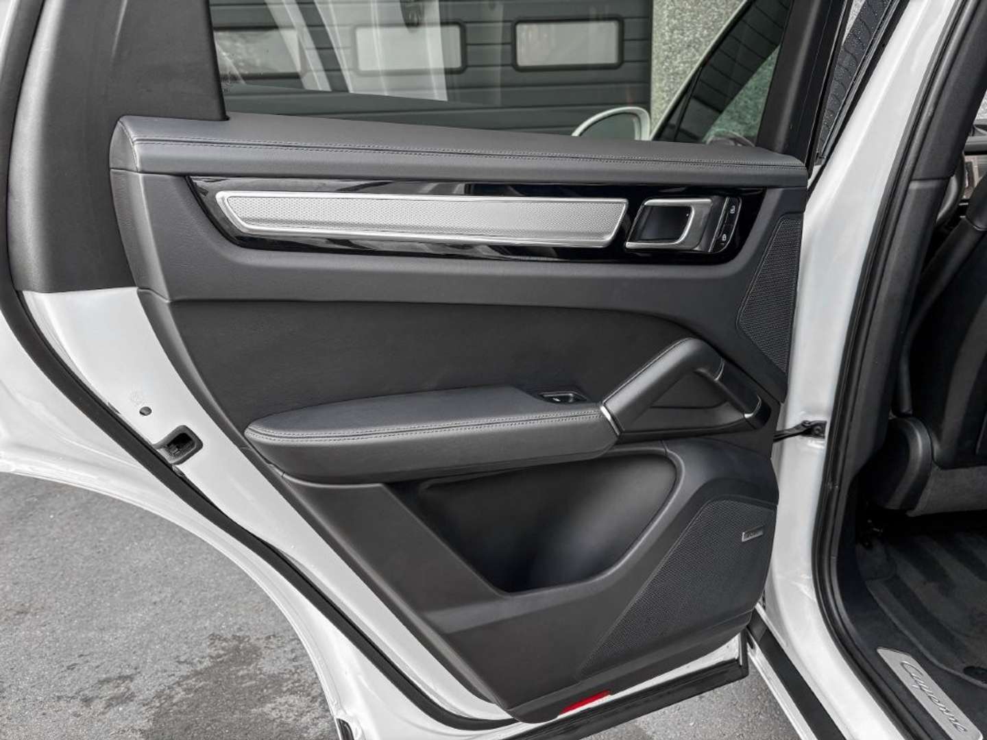 Porsche Cayenne Coupé Platinum Edition E-hybrid - 2023 - Joinsteer - #18