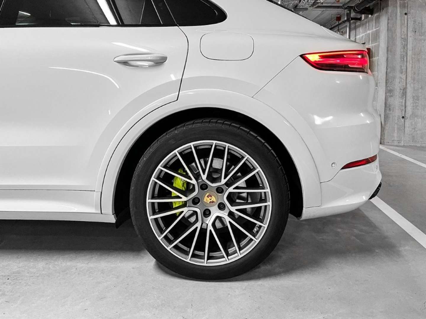 Porsche Cayenne Coupé Platinum Edition E-hybrid - 2023 - Joinsteer - #21