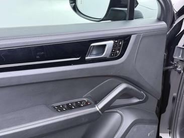 Porsche Cayenne III 3.0 — photo 19