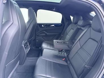 Porsche Cayenne III 3.0 — photo 21