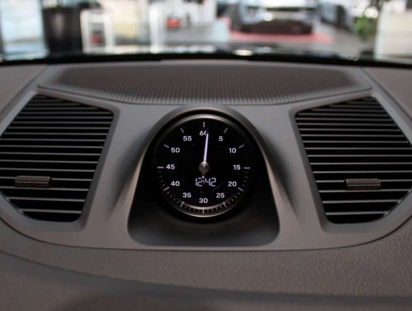 Porsche Cayenne Coupé E-Hybrid - 2024 - Joinsteer - #11