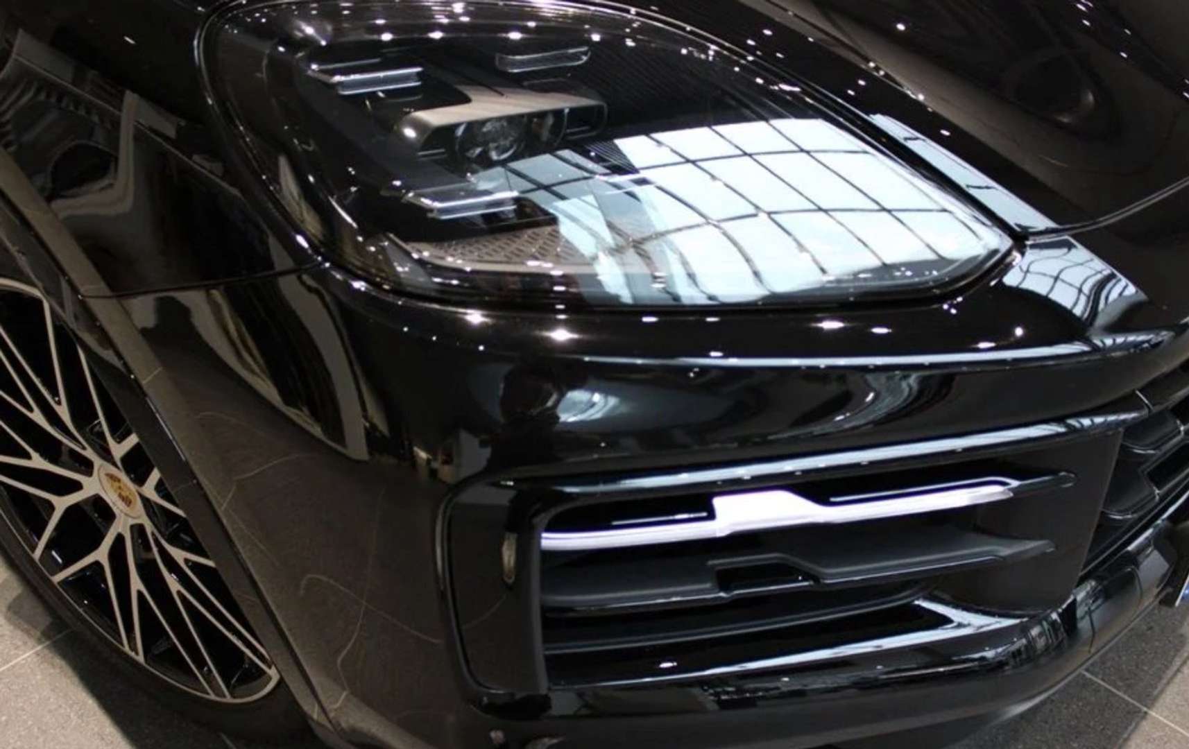 Porsche Cayenne Coupé E-Hybrid - 2024 - Joinsteer - #18