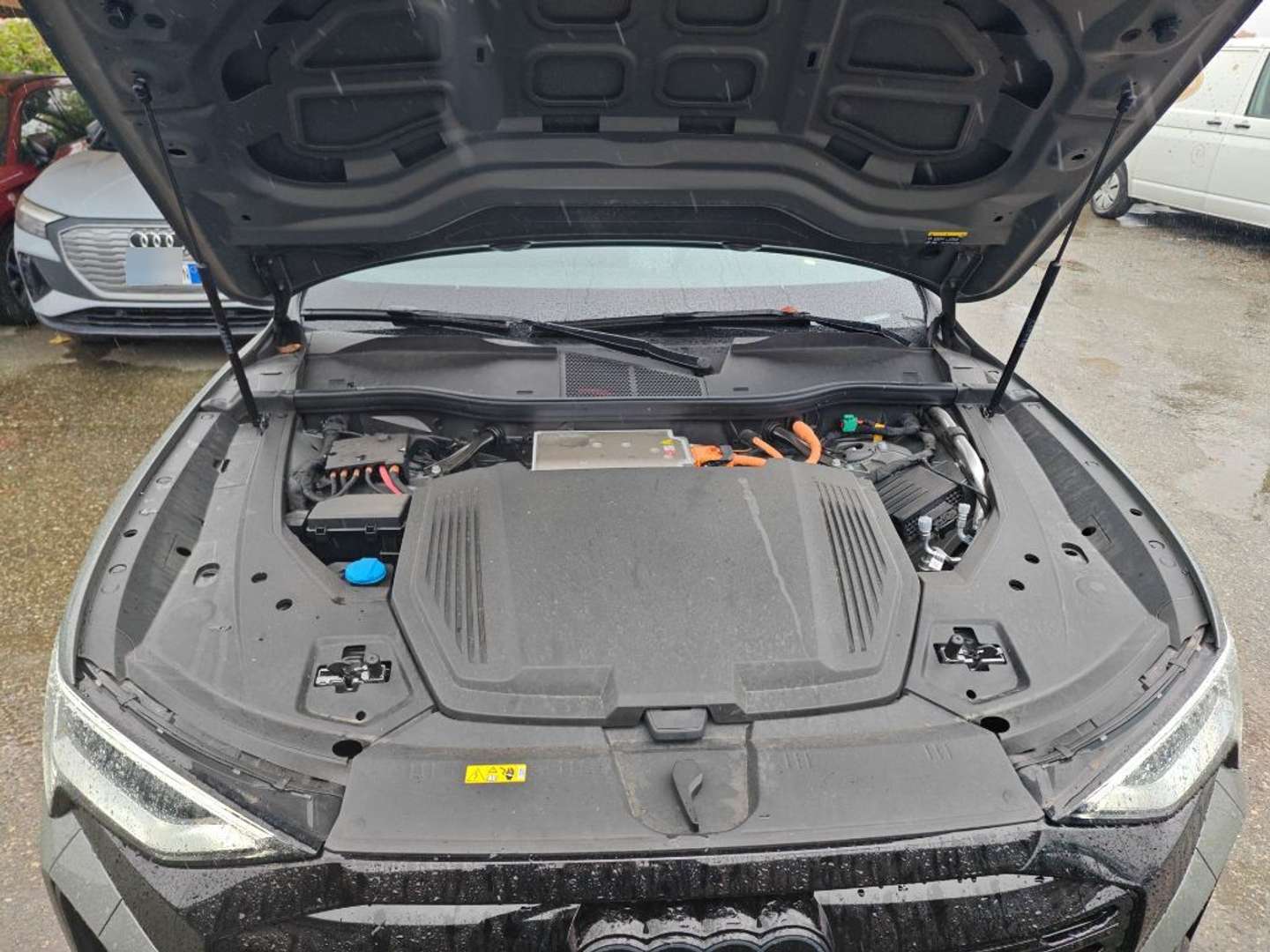 Audi Q8 E-tron Sportback S Line - 2025 - Joinsteer - #6