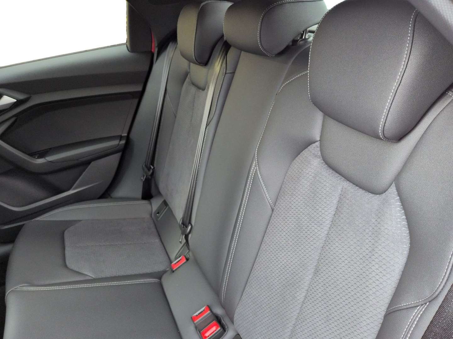 Audi A1 S Line 35 TFSI - 2025 - Joinsteer - #9