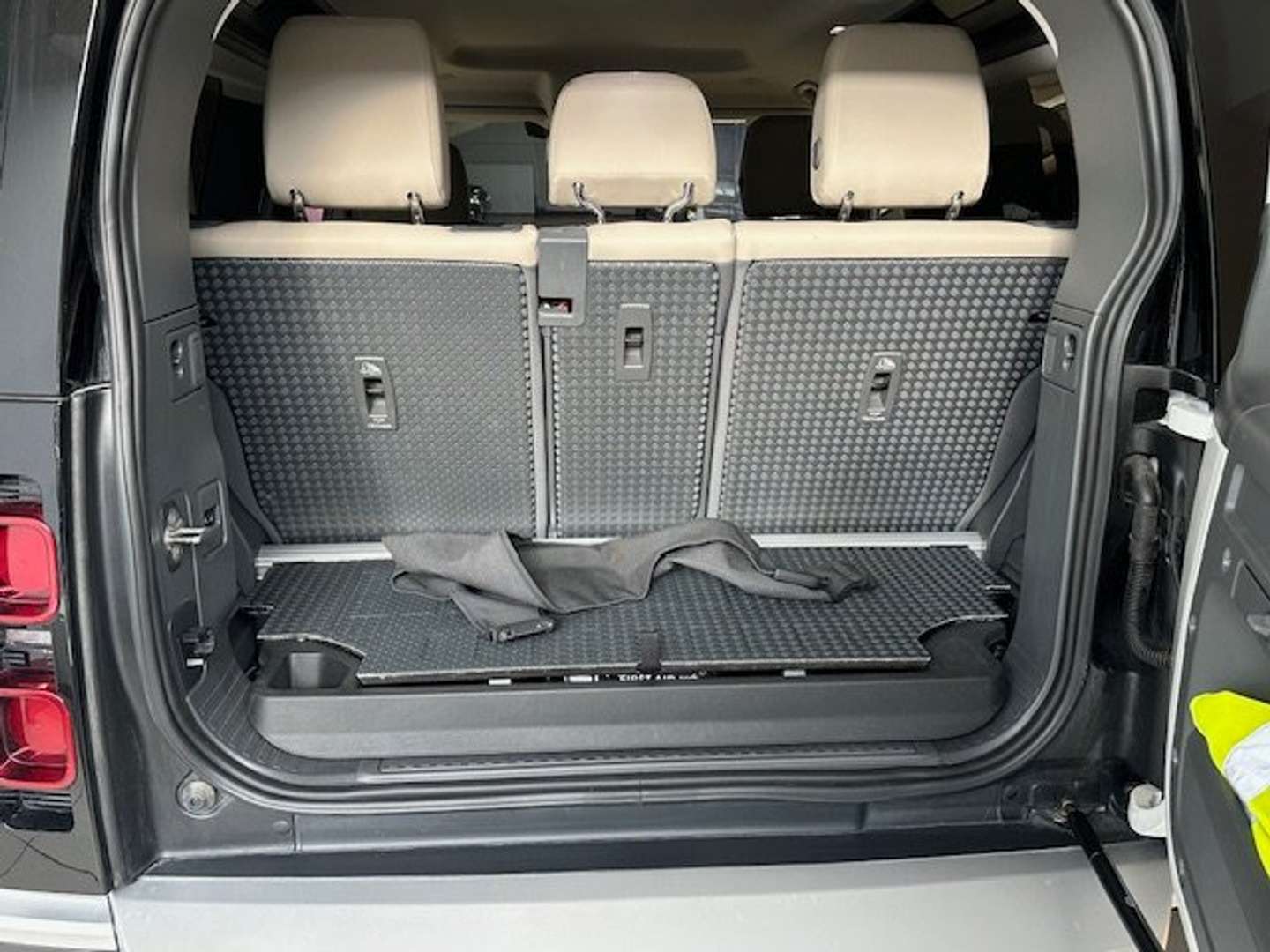 Land Rover Defender 90 S Awd 3.0d I6 Mhev 200cv - 2024 - Joinsteer - #10