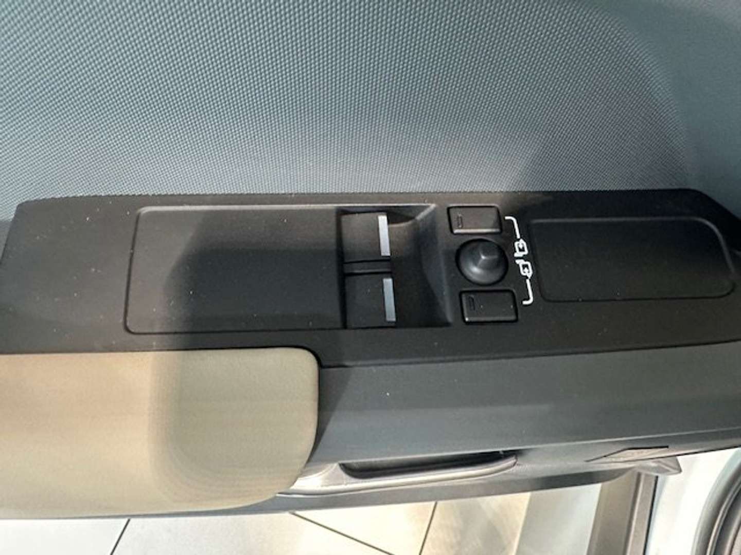 Land Rover Defender 90 S Awd 3.0d I6 Mhev 200cv - 2024 - Joinsteer - #12