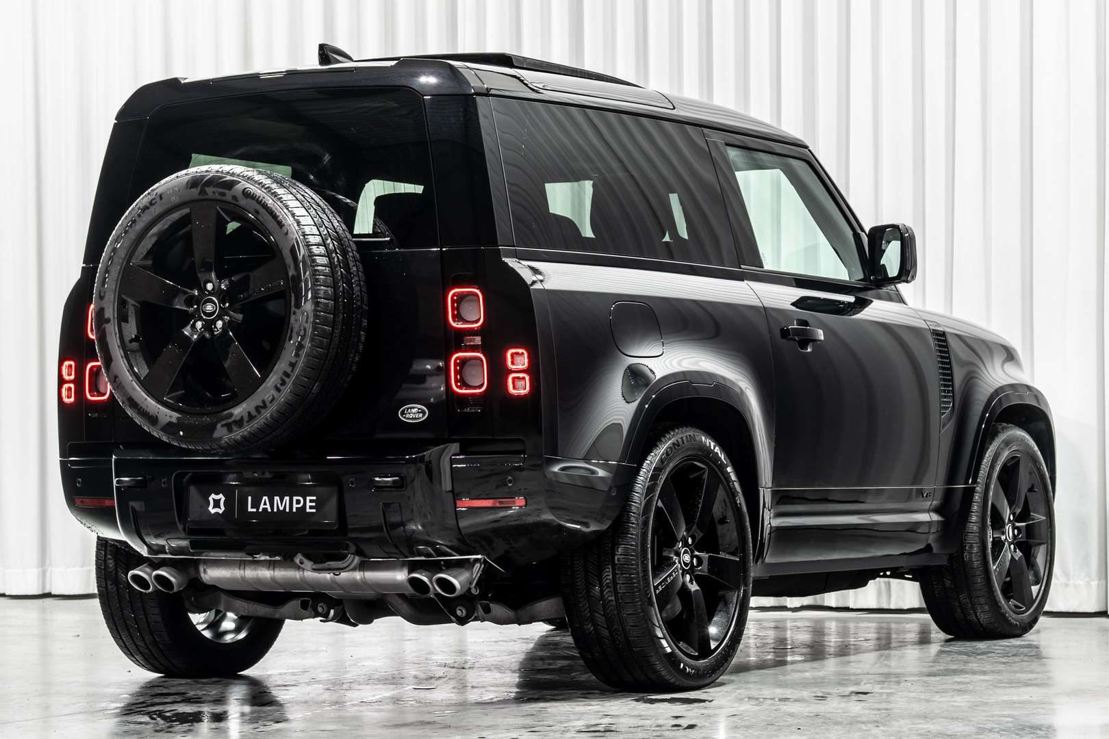 Land Rover Defender 90 Full Black Trekhaak Pano HUD 360 ACC P525 V8 - 2024 - Joinsteer - #7