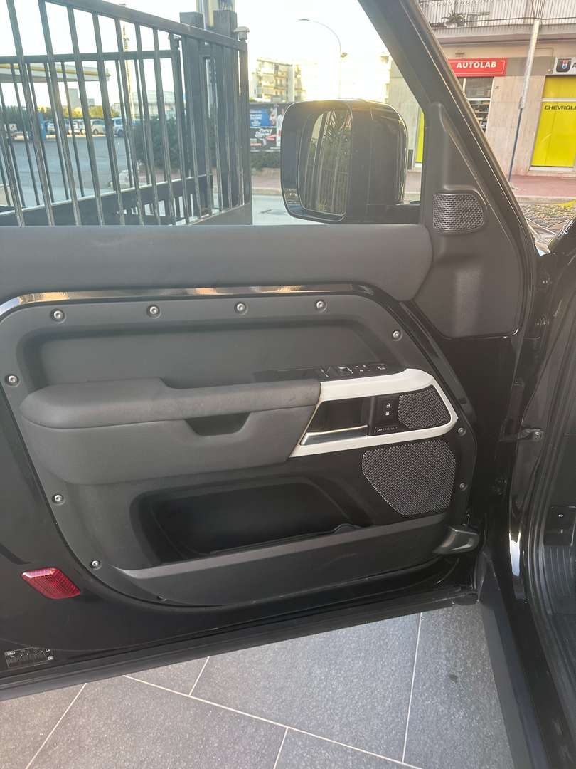 Land Rover Defender 90 SE Awd 3.0d I6 Mhev 200cv Auto - 2021 - Joinsteer - #8