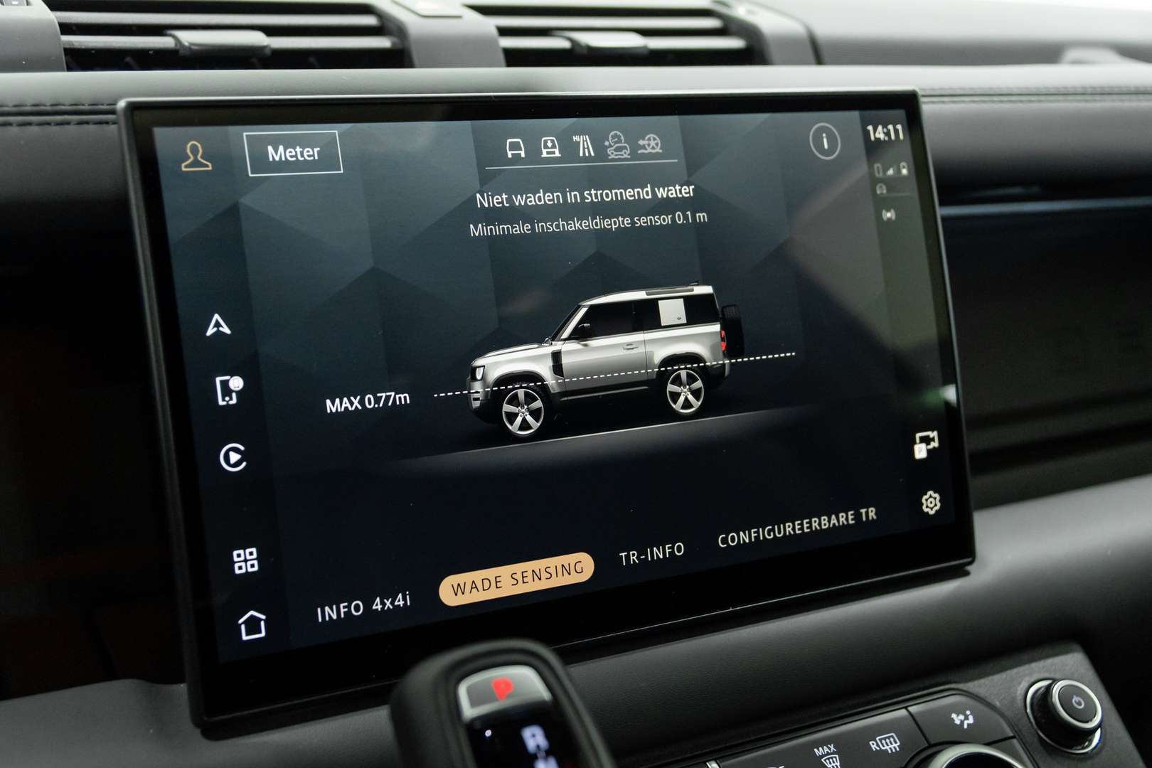 Land Rover Defender 90 Full Black Trekhaak Pano HUD 360 ACC P525 V8 - 2024 - Joinsteer - #40