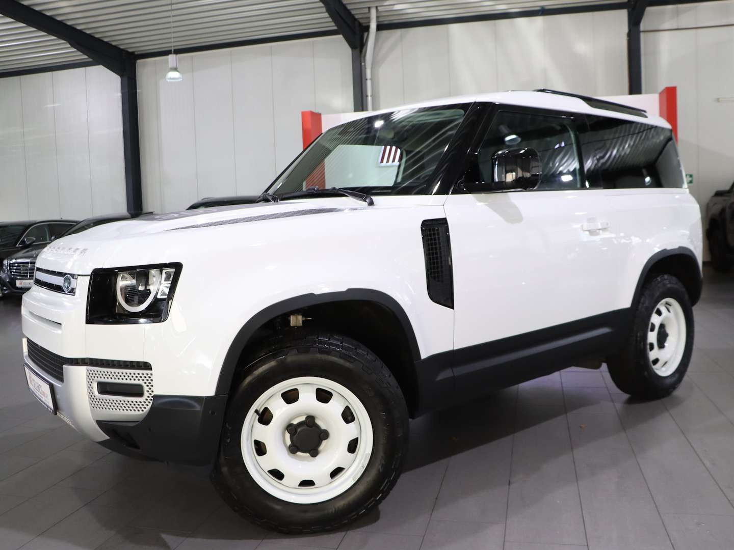 Land Rover Defender 90 D200 90S / 6-SITZER / PANORAMA-SEITEN - 2023 - Joinsteer - #6