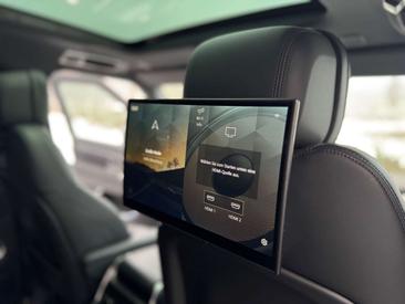 Land Rover Range Rover HSE D350 — photo 11