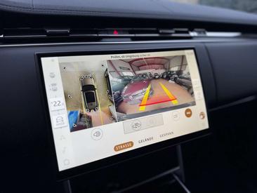 Land Rover Range Rover HSE D350 — photo 13