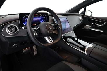 Mercedes EQE 350 AMG Line — photo 12