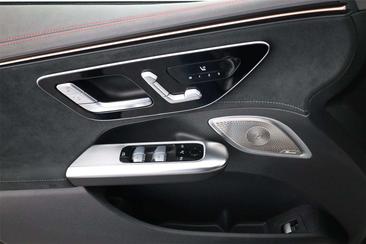 Mercedes EQE 350 AMG Line — photo 13