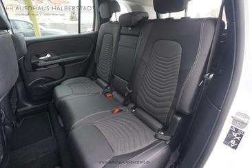 Mercedes GLB 220 — photo 8