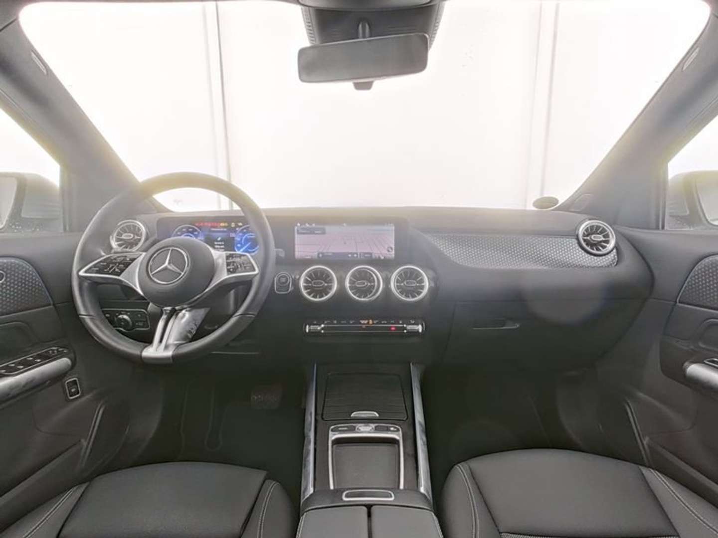 Mercedes EQA 300 300 Premium Plus - 2024 - Joinsteer - #5