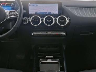 Mercedes GLA 200 — photo 3