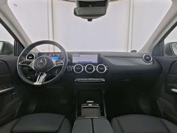Mercedes GLA 200 — photo 5