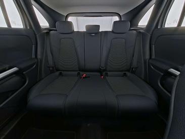 Mercedes GLA 200 — photo 6