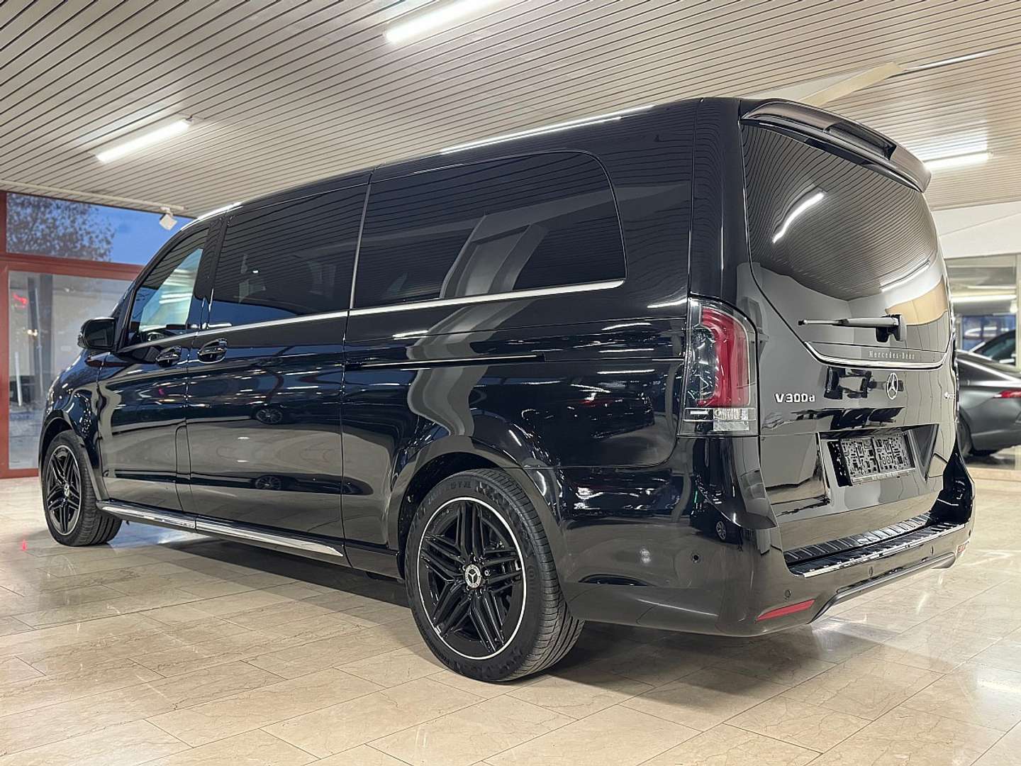 Mercedes V 300 300 Avantgarde - 2024 - Joinsteer - #4