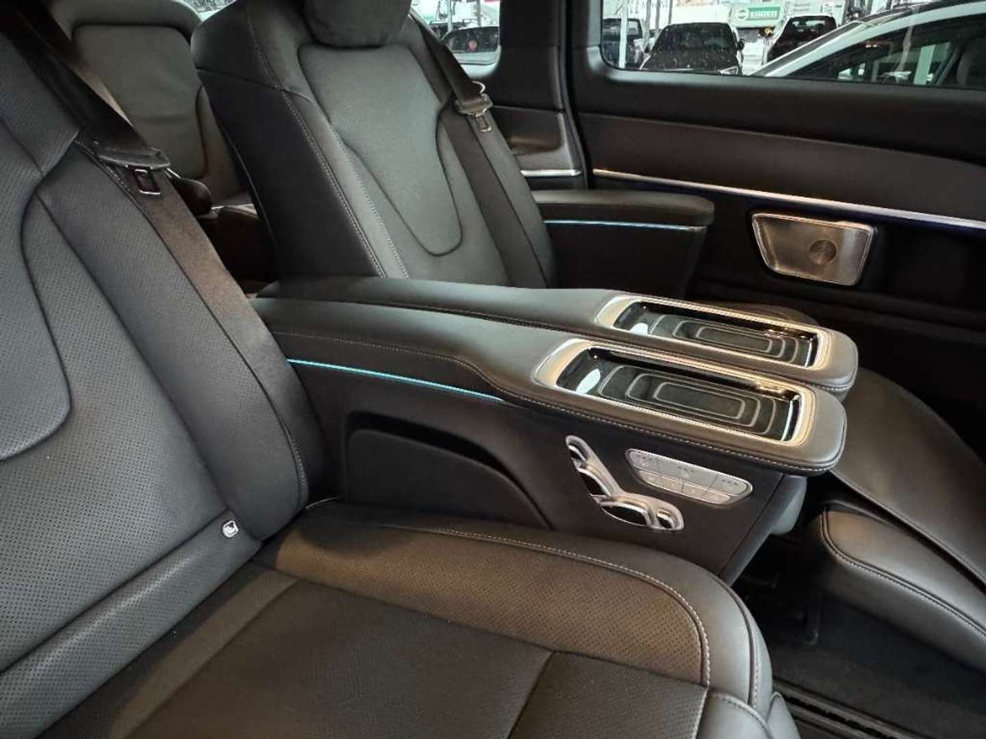 Mercedes V 300 300 Avantgarde - 2024 - Joinsteer - #10