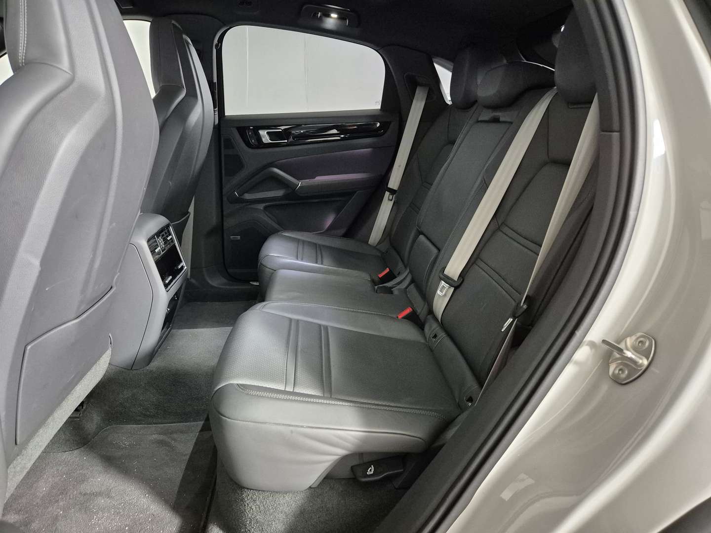 Porsche Cayenne Coupé E-Hybrid - 2023 - Joinsteer - #7