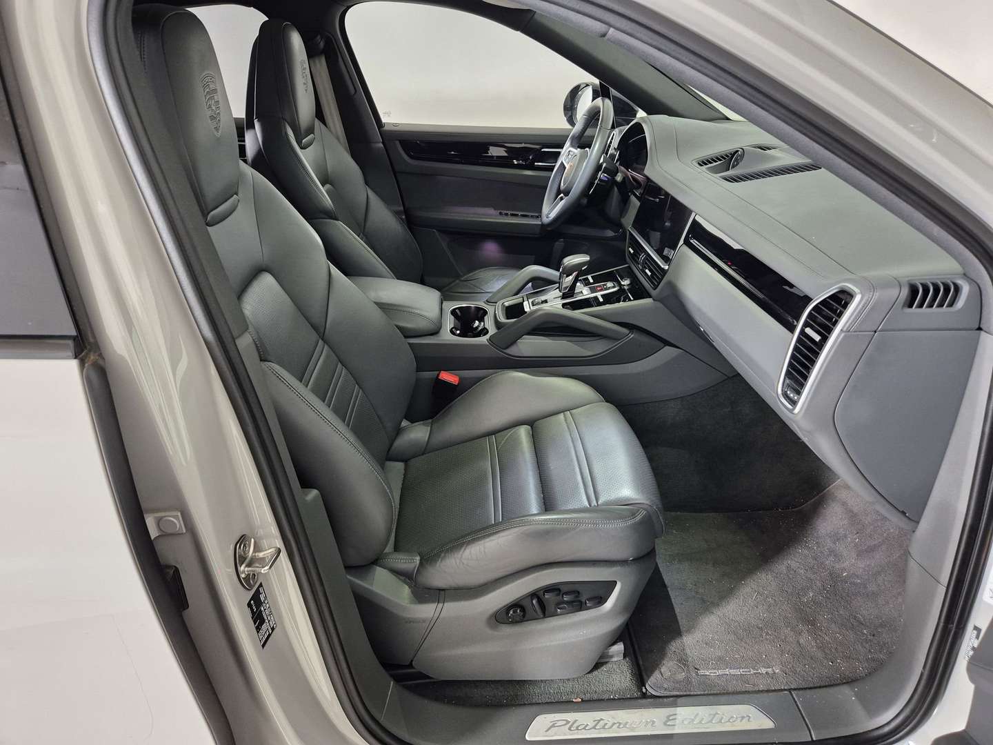 Porsche Cayenne Coupé E-Hybrid - 2023 - Joinsteer - #9