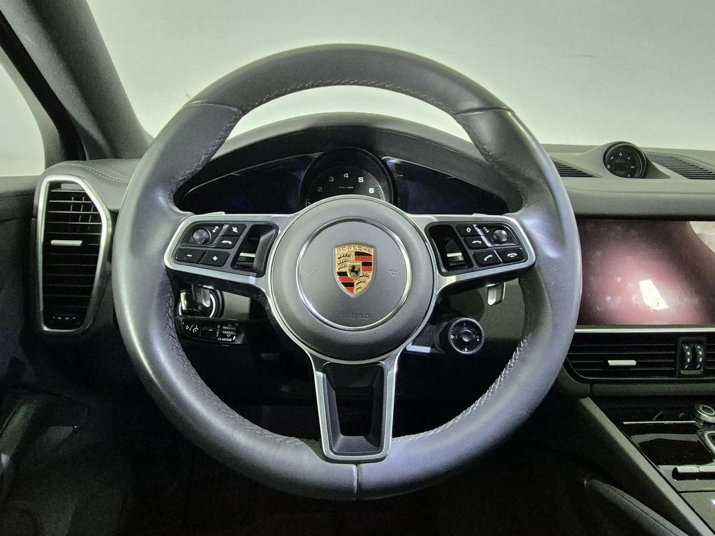 Porsche Cayenne Coupé E-Hybrid - 2023 - Joinsteer - #10