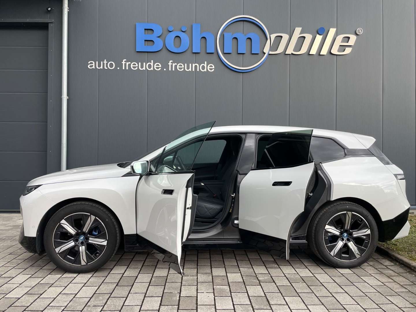 BMW IX XDrive50 - 2025 - Joinsteer - #2