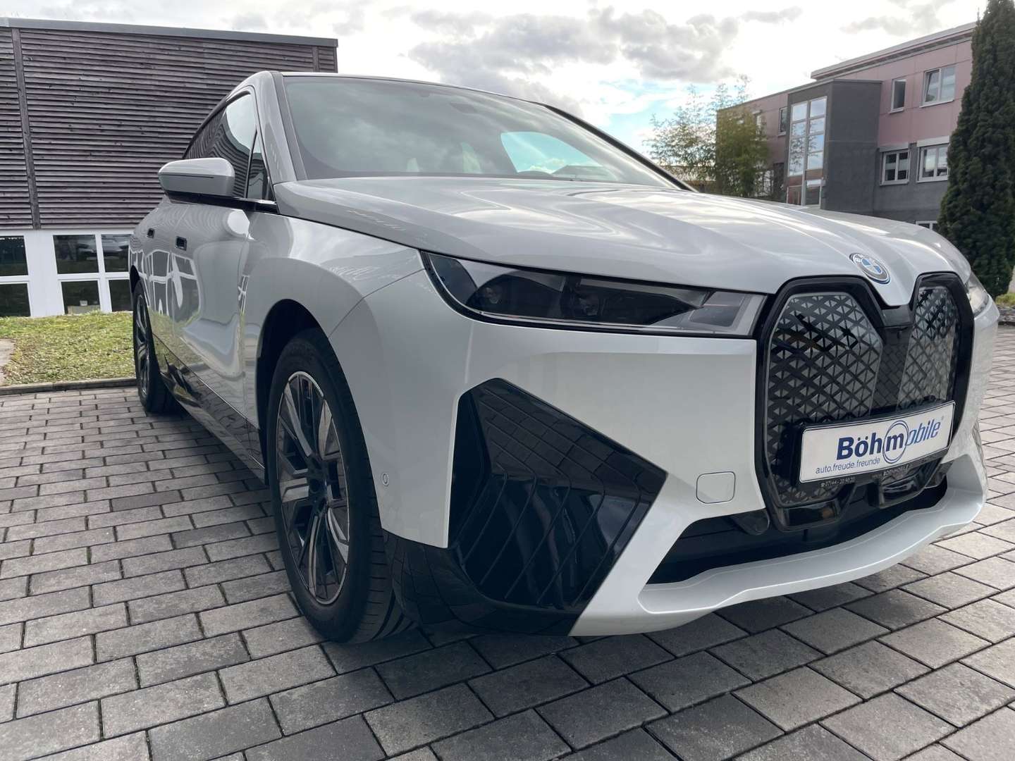 BMW IX XDrive50 - 2025 - Joinsteer - #5