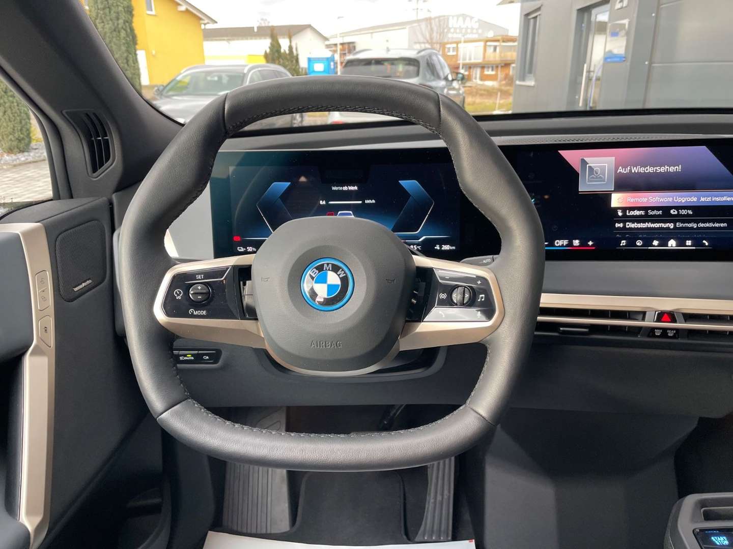 BMW IX XDrive50 - 2025 - Joinsteer - #17