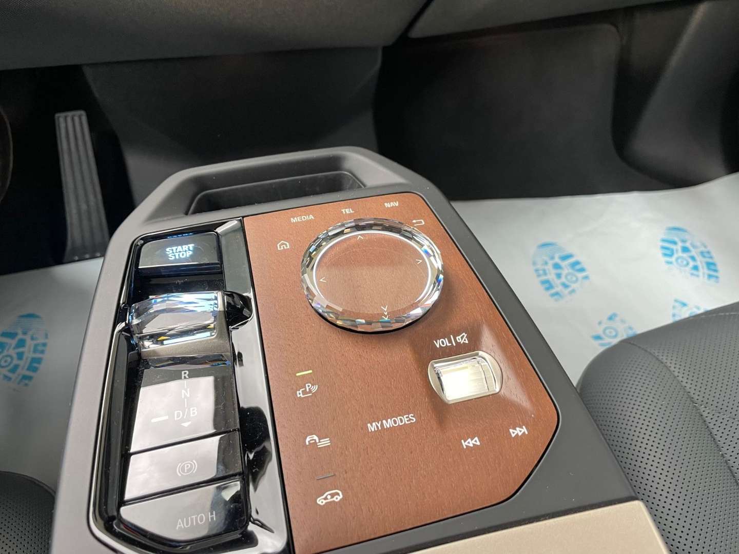 BMW IX XDrive50 - 2025 - Joinsteer - #20