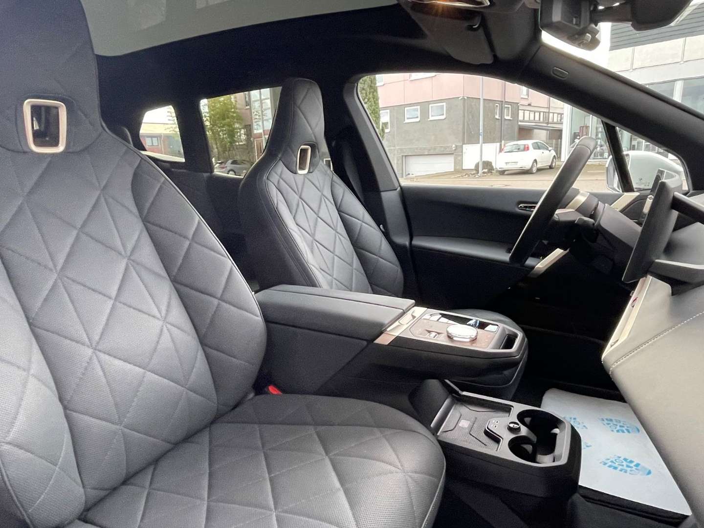 BMW IX XDrive50 - 2025 - Joinsteer - #22
