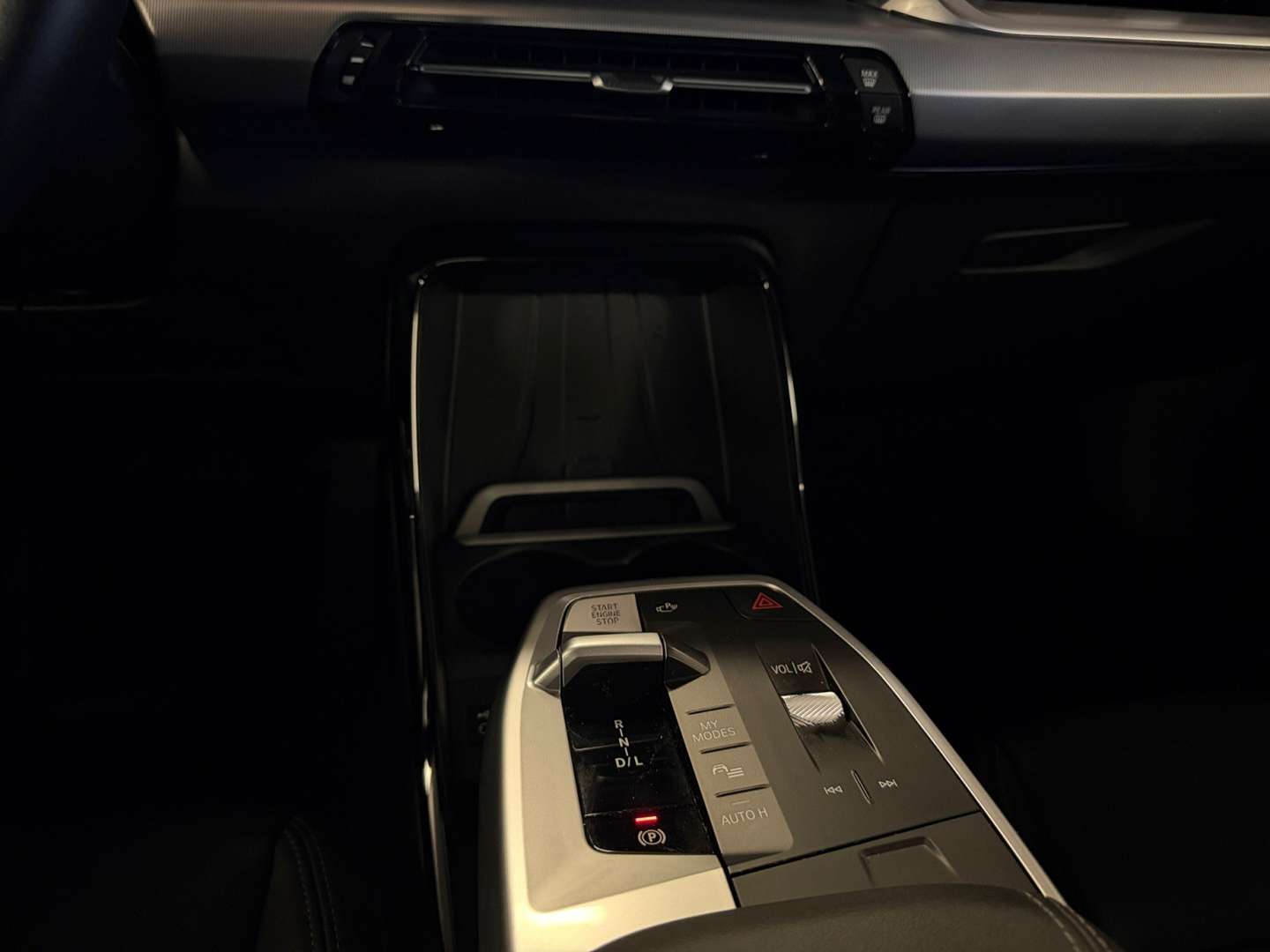 BMW 218i Active Tourer Luxury Line - 2024 - Joinsteer - #8