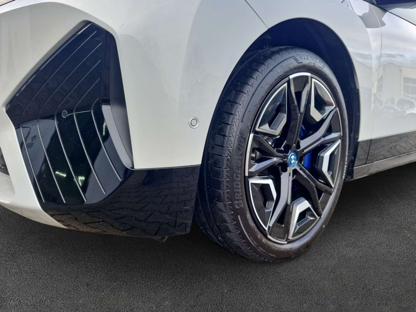 BMW IX Sport XDrive40 - 2023 - Joinsteer - #5