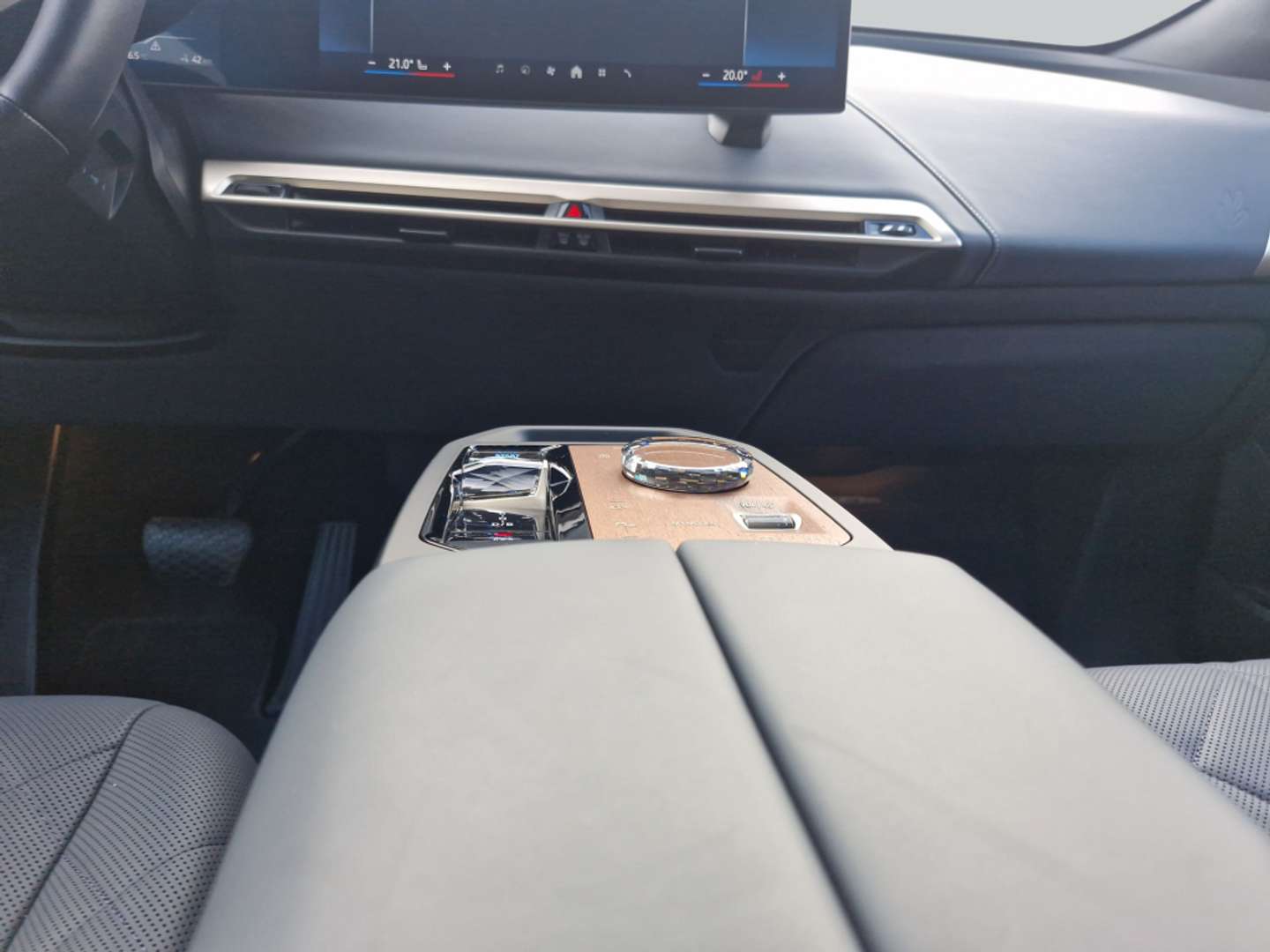 BMW IX Sport XDrive40 - 2023 - Joinsteer - #14