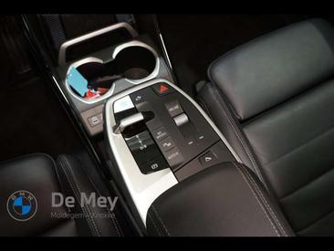 BMW IX2 EDrive20 — photo 9