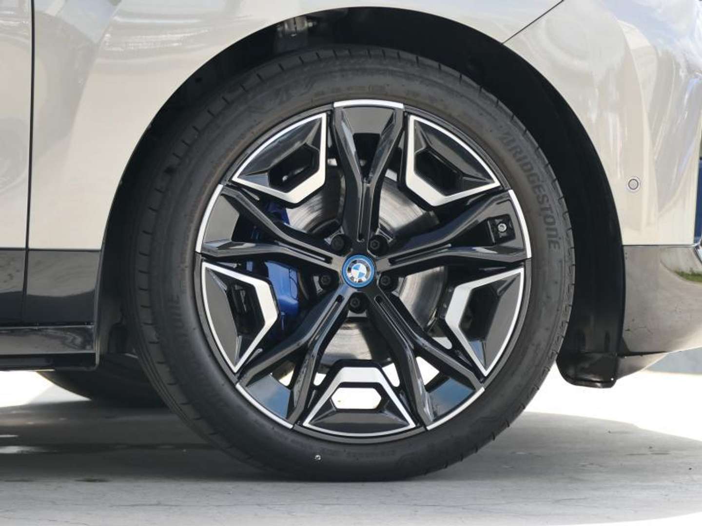 BMW IX Sport XDrive50 - 2023 - Joinsteer - #3