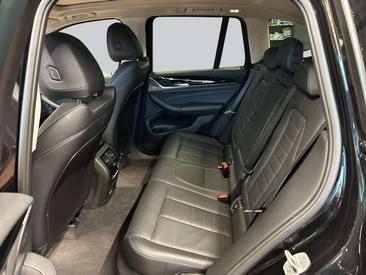 BMW X3 XDrive30e — photo 11