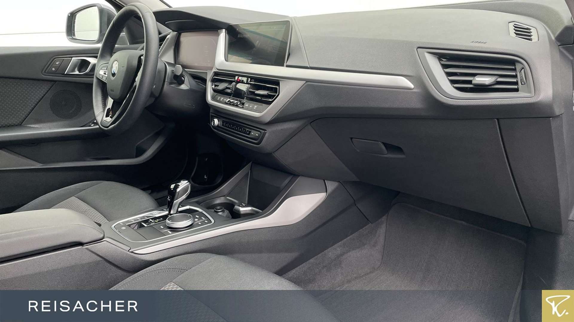 BMW 118i Advantage - 2023 - Joinsteer - #13