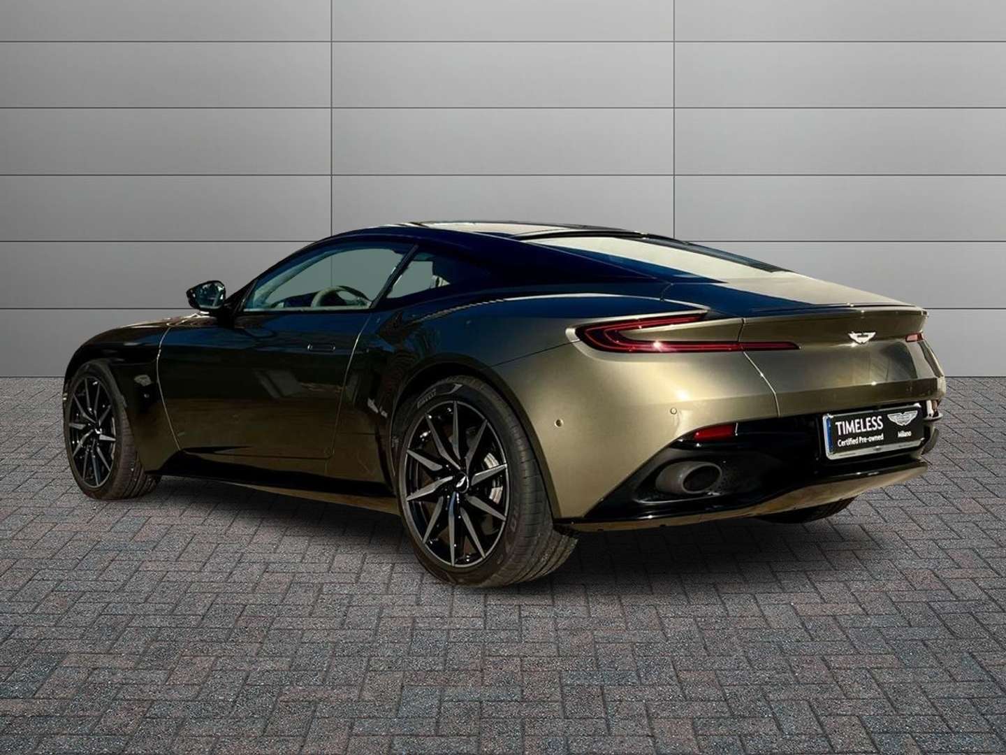Aston Martin DB11 Coupé 5.2 V12 Launch Edition - 2017 - Joinsteer - #2