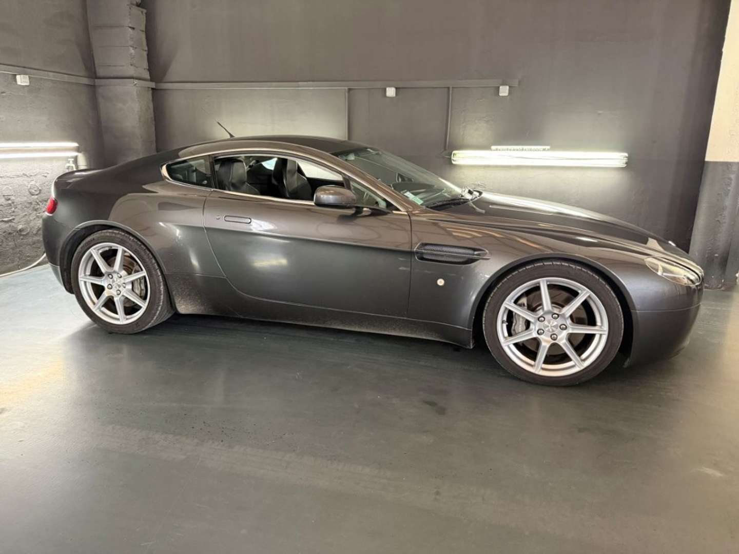 Aston Martin V8 4.3 V8 380CH - 2006 - Joinsteer - #2