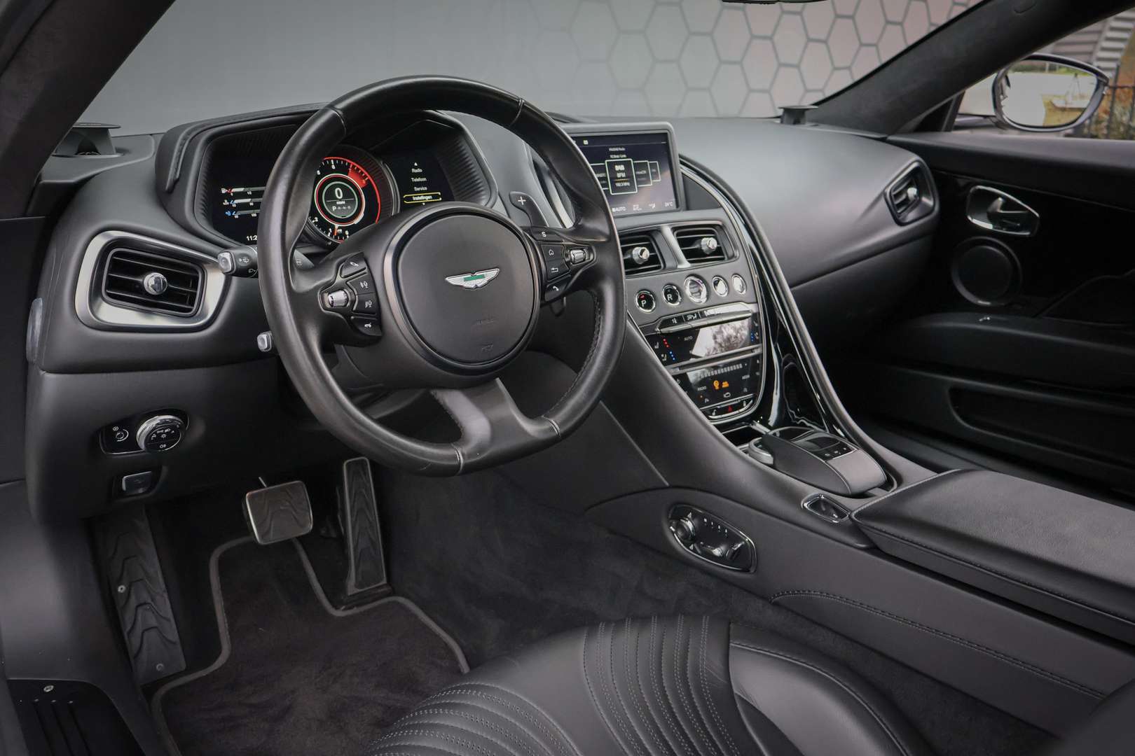 Aston Martin DB11 5.2 V12 - 2017 - Joinsteer - #3