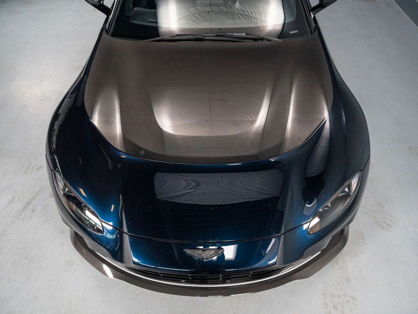 Aston Martin Vantage Roadster V12 Limited - 2024 - Joinsteer - #3