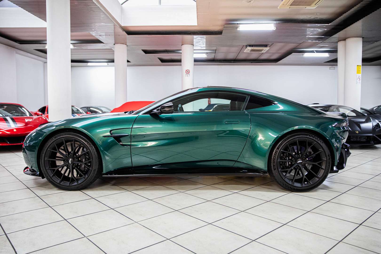 Aston Martin Vantage CARBON BRAKES - 2025 - Joinsteer - #3
