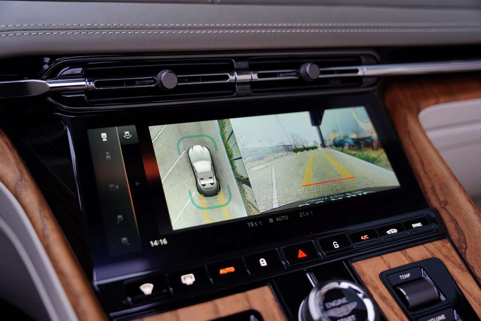 Aston Martin DB12 Volante 4.0 V8 - 2024 - Joinsteer - #14