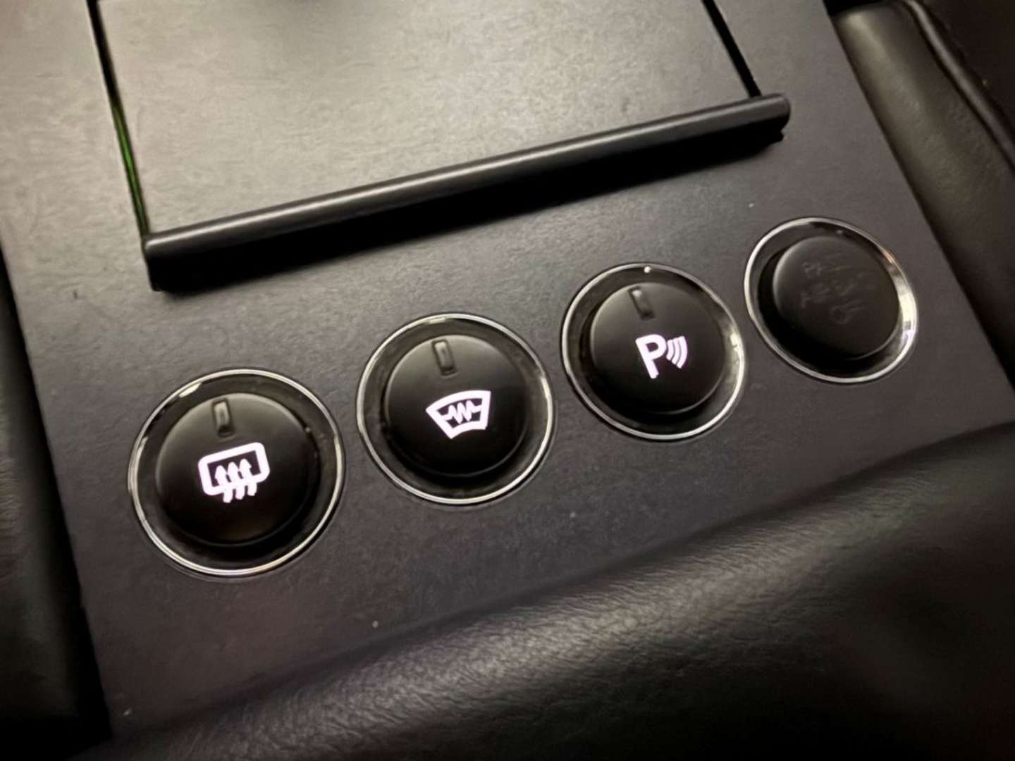 Aston Martin V8 4.3 V8 380CH - 2006 - Joinsteer - #11